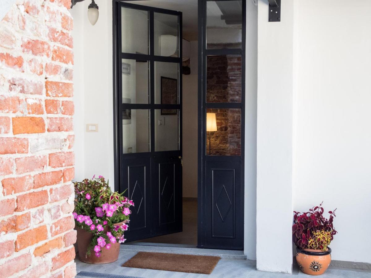 La Tintoria Suites Asti Exterior photo